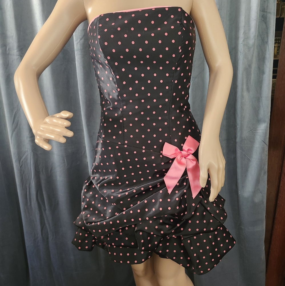 Jessica McClintock For Gunne Sax Black and Pink Polka Dot Dress
